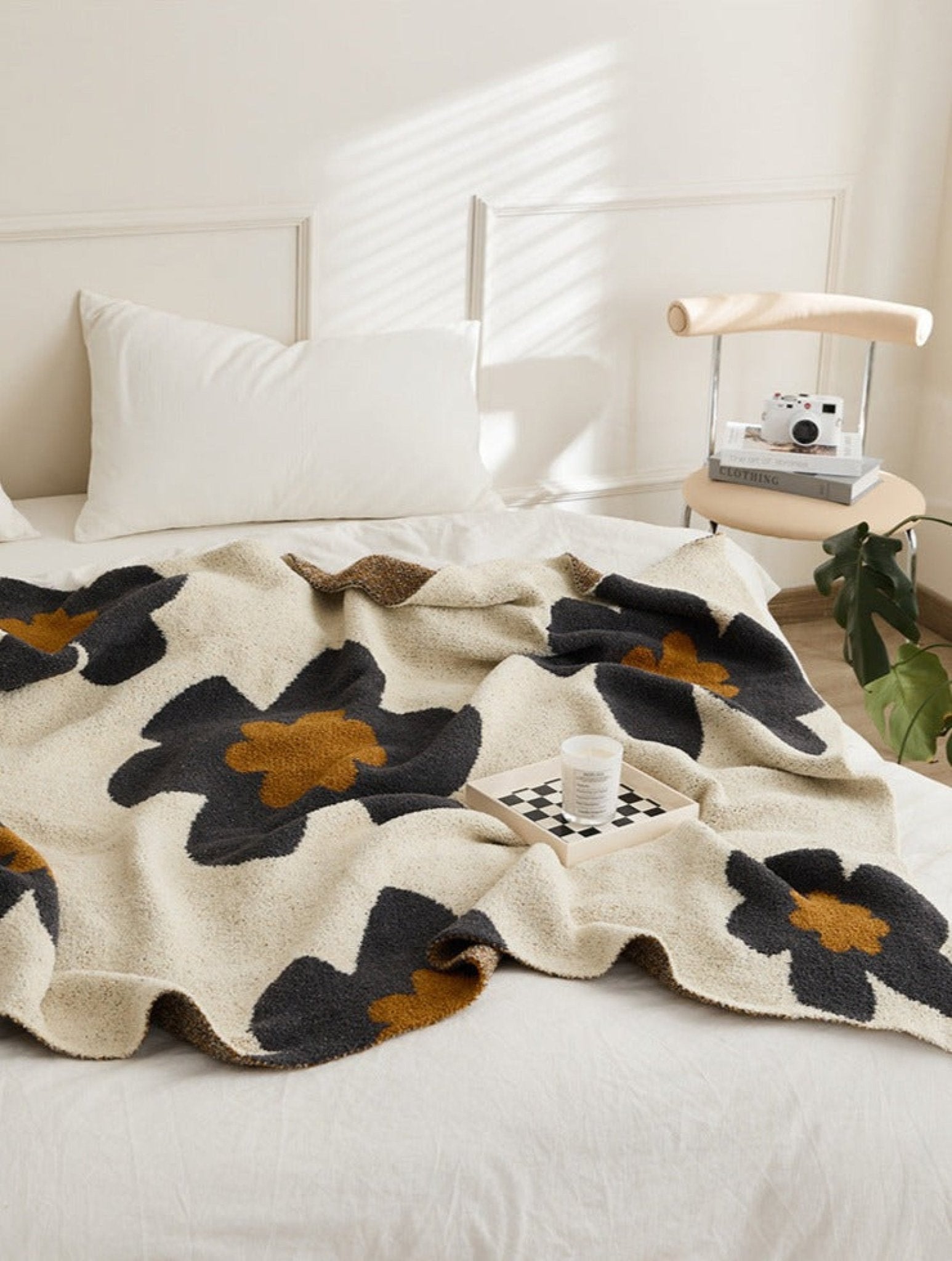 Cozy Floral Blanket - Real Life Co