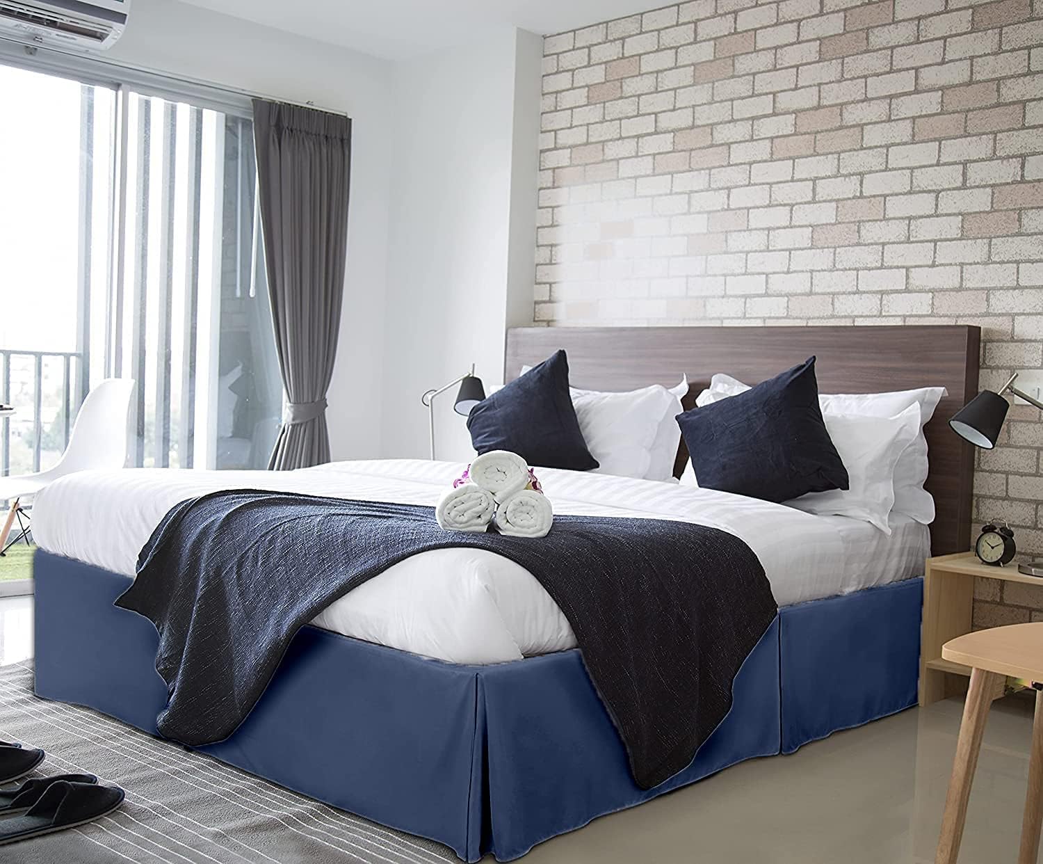 Bed skirts - Real Life Co