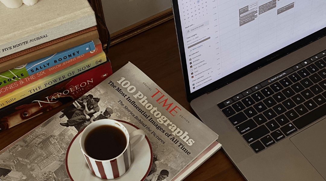 The Academia dreamer - Real Life Co.