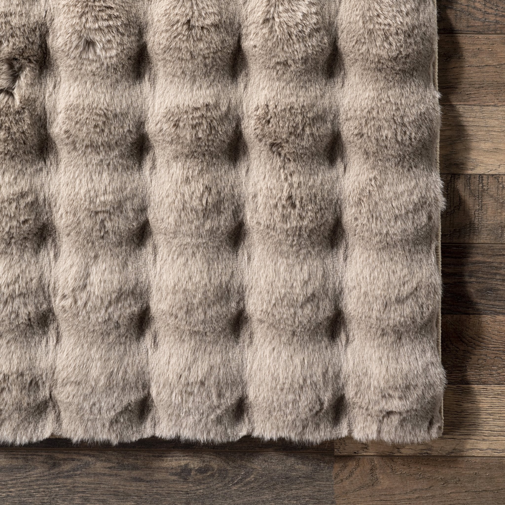 Ivana Plush Cloud Washable Rug | Taupe - Real Life Co