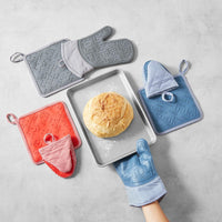 Silicone Striped Oven Mitt, Blue - Real Life Co