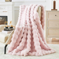 Ultra Plush Cozy Blanket in Pink - Real Life Co
