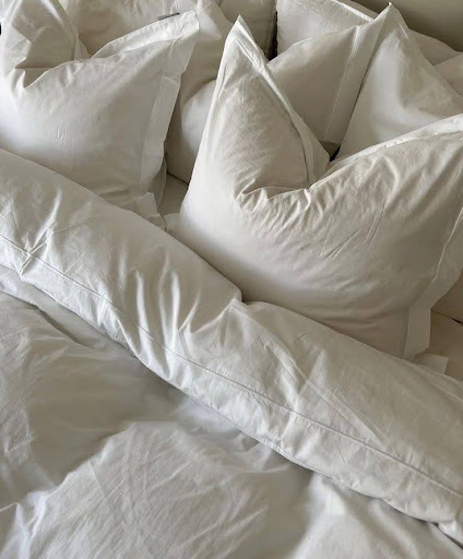 The Relentless Hunt for the Perfect Pillow (We Didn’t Sleep So That YOU Could)