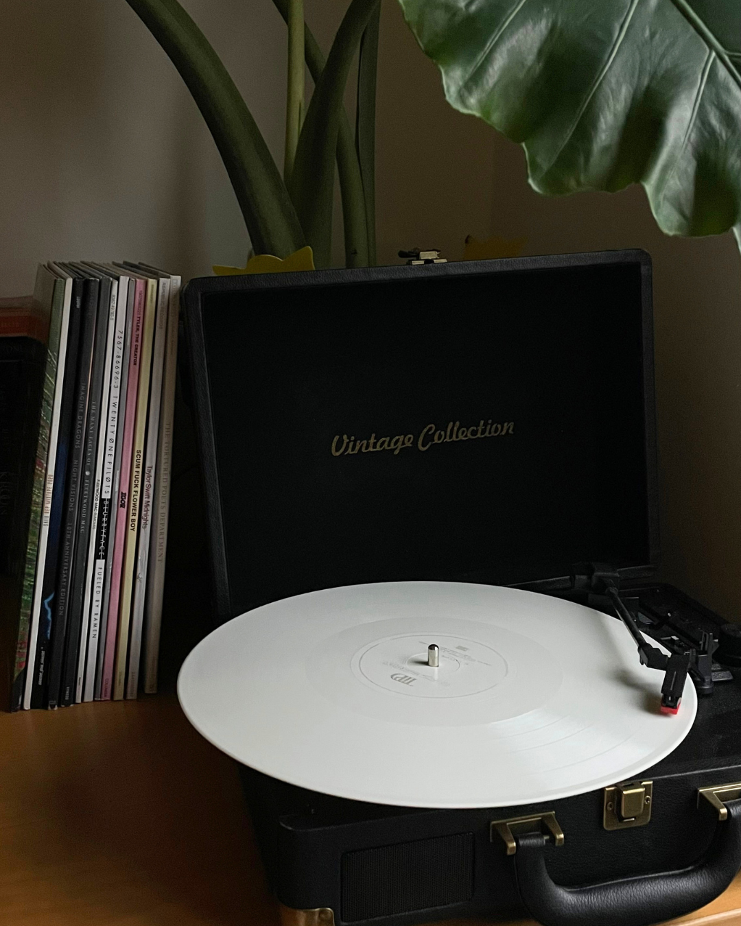 The Playlist for Your First Week in a City That Doesn't Know You Yet